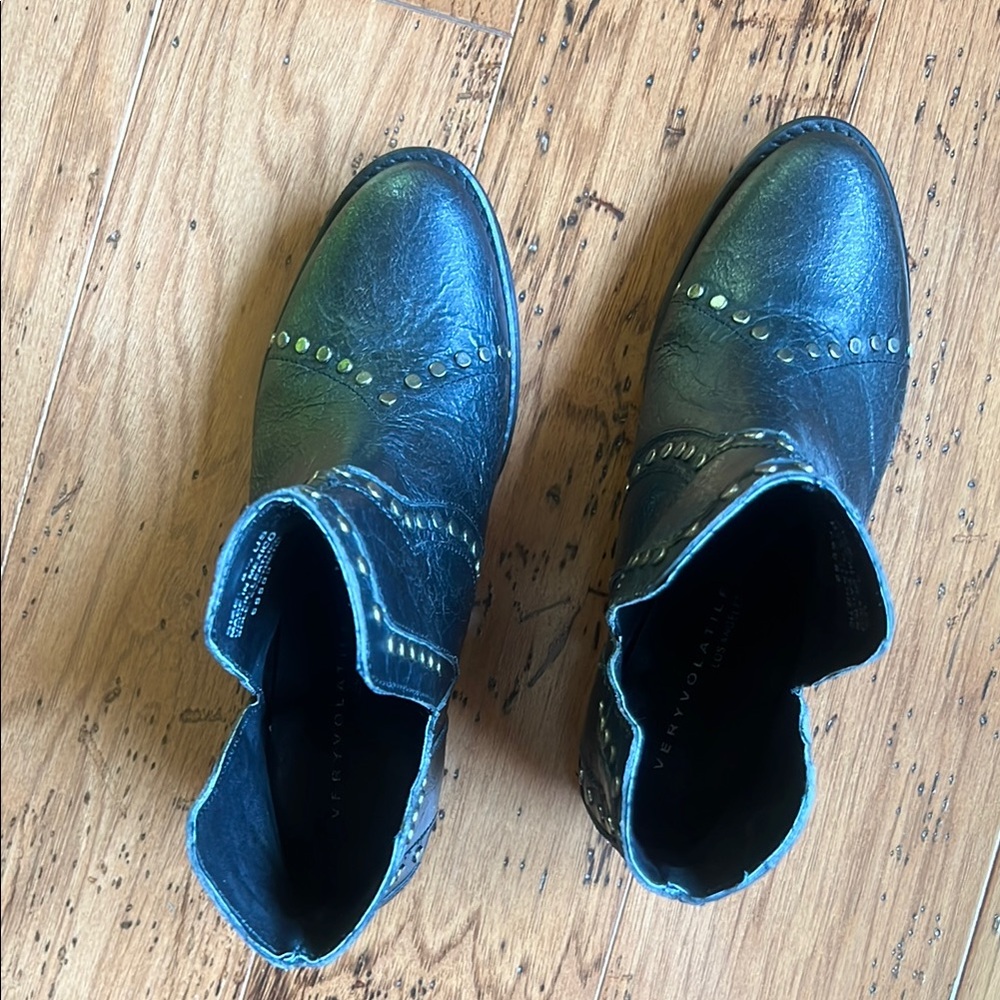 Studded Black Booties EUC - Picture 5 of 10
